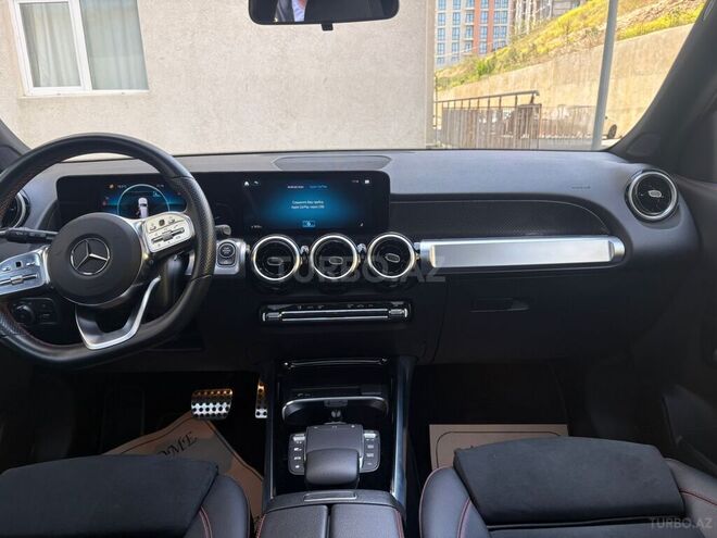 Mercedes GLB 200 2022, 9,000 km - 1.3 l - Bakı