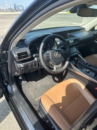 Lexus  2017, 157,000 km - 2.0 л - Bakı
