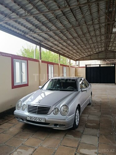 Mercedes E 240 1999, 439,689 km - 2.4 l - Bakı