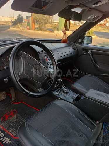 Mercedes C 220 1999, 236,520 km - 2.2 л - Şirvan