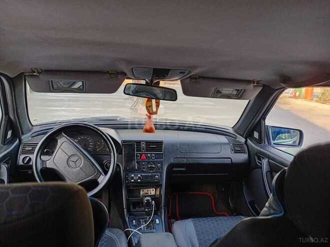 Mercedes C 220 1999, 236,520 km - 2.2 л - Şirvan