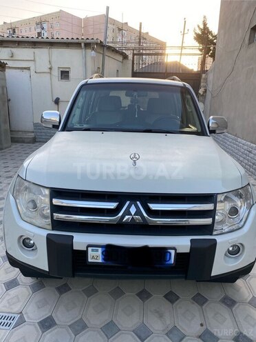 Mitsubishi Pajero 2008, 290,000 km - 3.0 л - Bakı