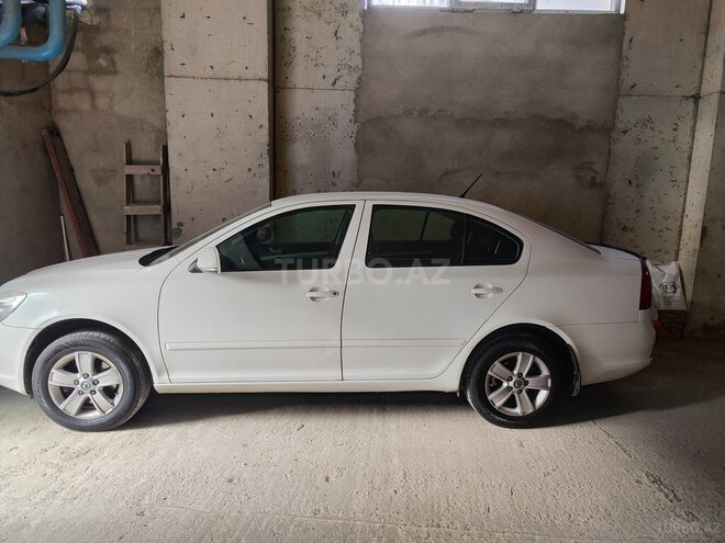 Skoda Octavia 2011, 262,601 km - 1.6 l - Bakı