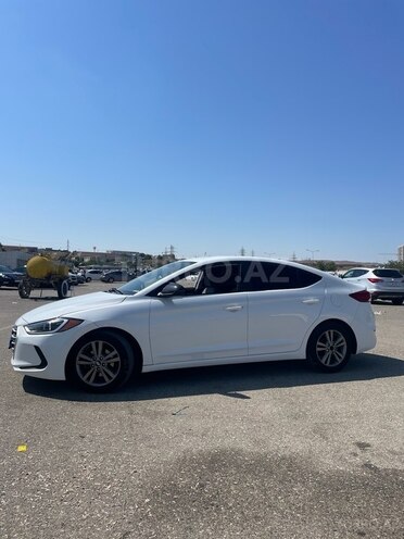 Hyundai Elantra 2017, 220,480 km - 2.0 л - Bakı
