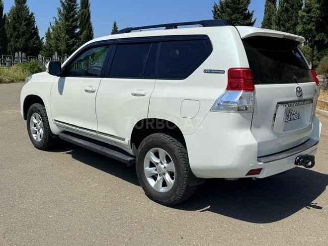 Toyota Land Cruiser Prado 2010, 334,000 km - 2.7 л - Tovuz