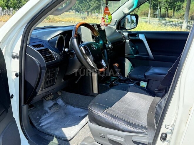 Toyota Land Cruiser Prado 2010, 334,000 km - 2.7 л - Tovuz
