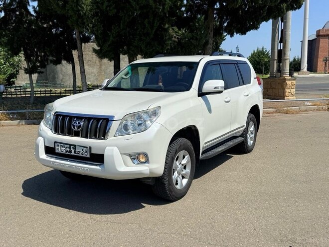 Toyota Land Cruiser Prado 2010, 334,000 km - 2.7 л - Tovuz