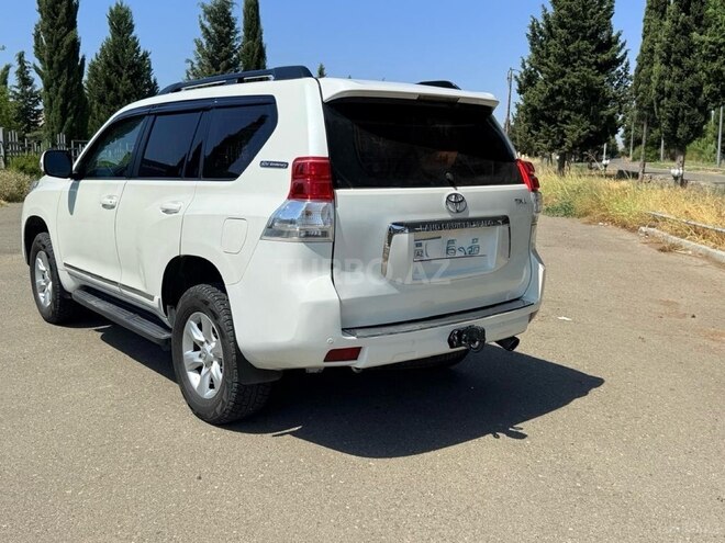 Toyota Land Cruiser Prado 2010, 334,000 km - 2.7 л - Tovuz