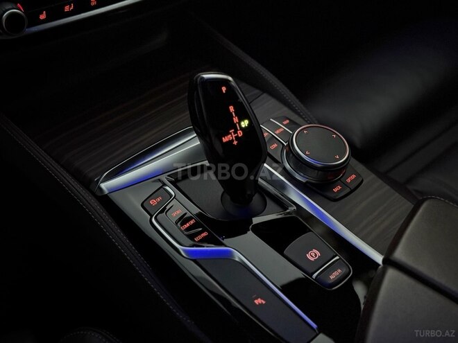BMW 530 2019, 72,000 km - 2.0 l - Bakı
