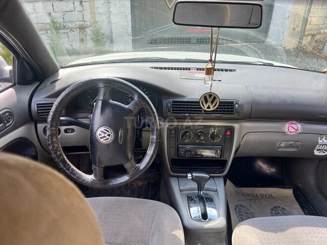 Volkswagen Passat 1996, 250,000 km - 2.8 l - Bakı