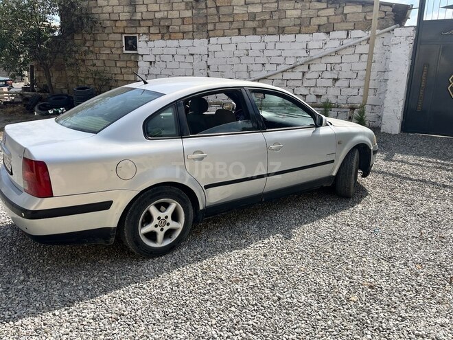 Volkswagen Passat 1996, 250,000 km - 2.8 l - Bakı