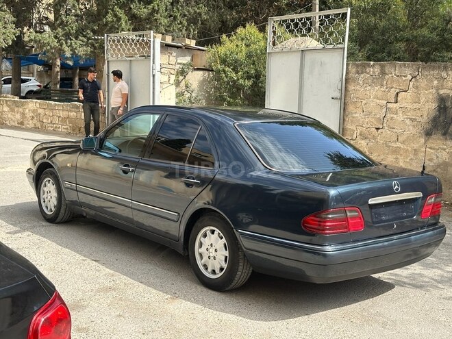 Mercedes E 200 1998, 369,000 km - 2.0 l - Bakı