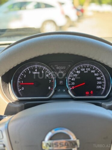 Nissan Sunny 2014, 180,000 km - 1.5 л - Bakı