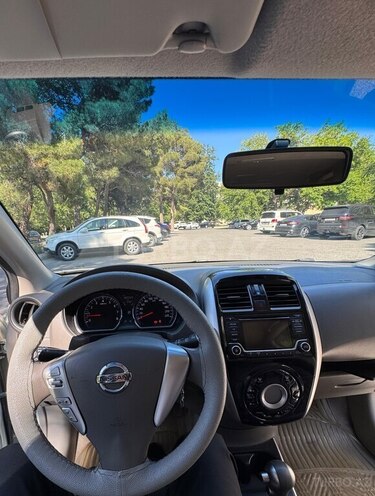 Nissan Sunny 2014, 180,000 km - 1.5 л - Bakı
