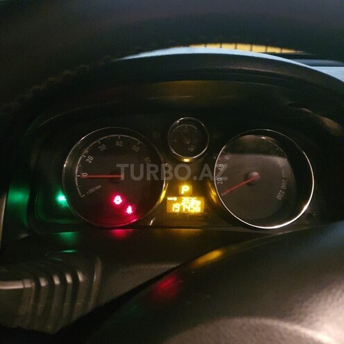 Opel Antara 2013, 197,000 km - 2.4 l - Bakı