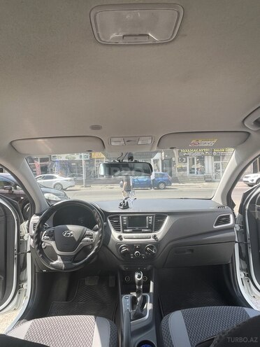 Hyundai Accent 2018, 133,000 km - 1.6 l - Bakı