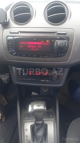 SEAT Ibiza 2012, 258,600 km - 1.6 l - Bakı