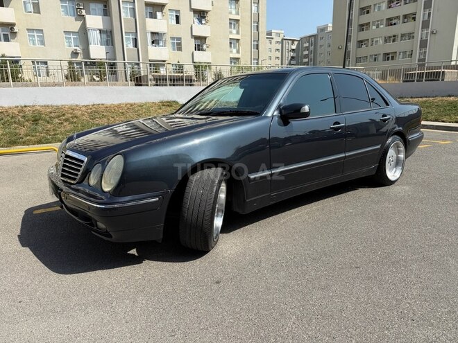 Mercedes E 240 1999, 301,885 km - 2.4 l - Bakı