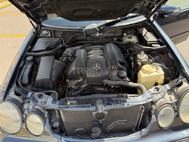 Mercedes E 240 1999, 301,885 km - 2.4 l - Bakı