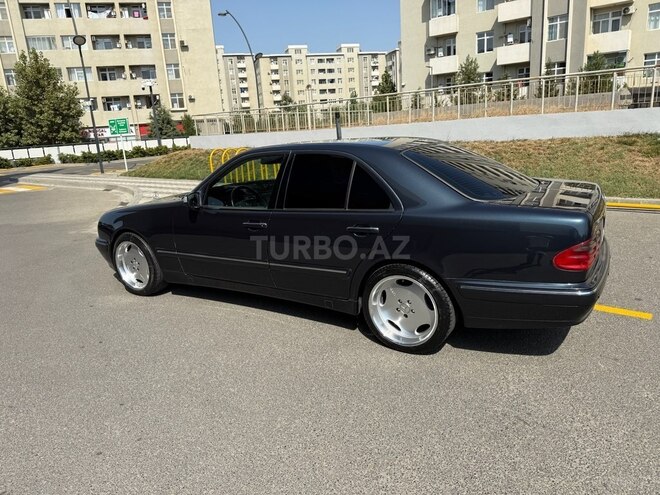 Mercedes E 240 1999, 301,885 km - 2.4 l - Bakı