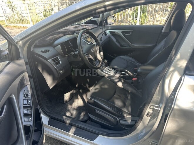 Hyundai Avante 2011, 156,000 km - 1.6 l - Şəki
