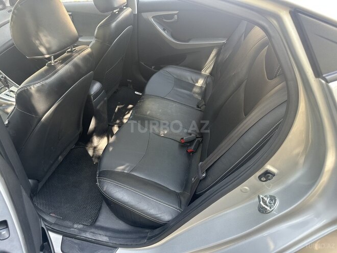Hyundai Avante 2011, 156,000 km - 1.6 l - Şəki