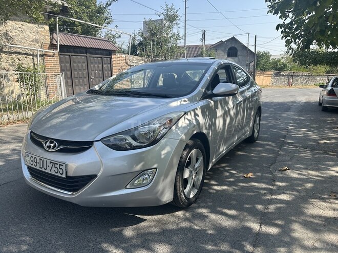 Hyundai Avante 2011, 156,000 km - 1.6 l - Şəki