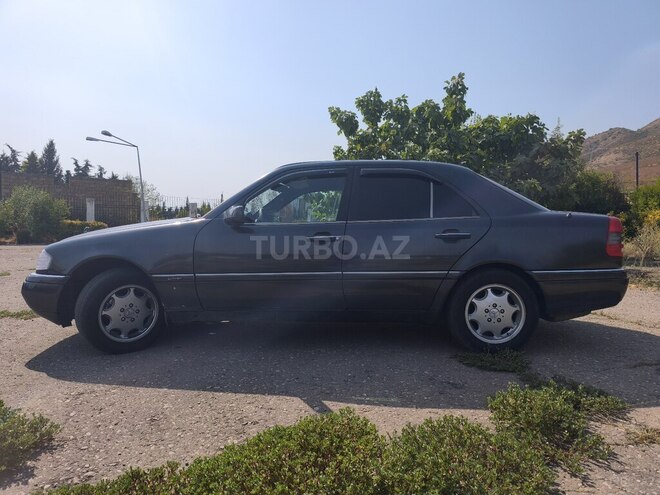 Mercedes C 220 1994, 536,115 km - 2.2 l - Şamaxı