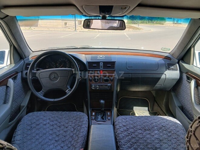 Mercedes C 180 1995, 250,000 km - 1.8 l - Bakı