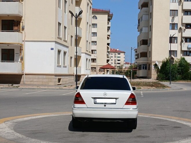 Mercedes C 180 1995, 250,000 km - 1.8 l - Bakı