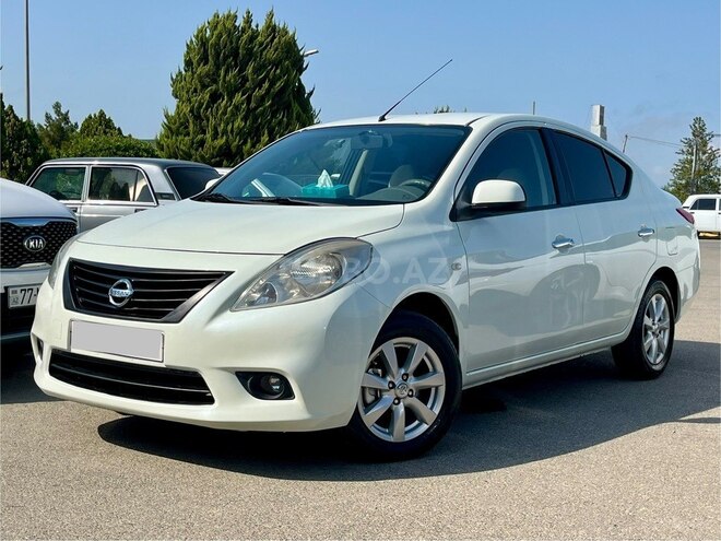 Nissan Sunny 2013, 201,215 km - 1.5 л - Bakı