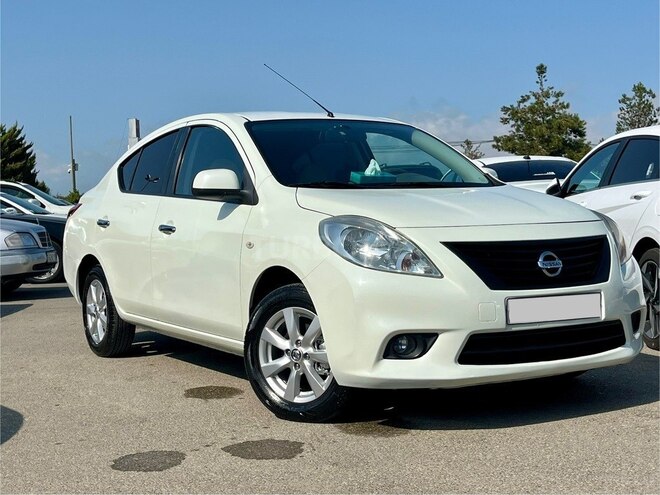 Nissan Sunny 2013, 201,215 km - 1.5 л - Bakı