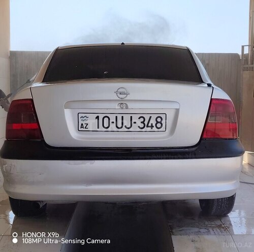 Opel Vectra 1997, 421,000 km - 1.6 l - Hacıqabul