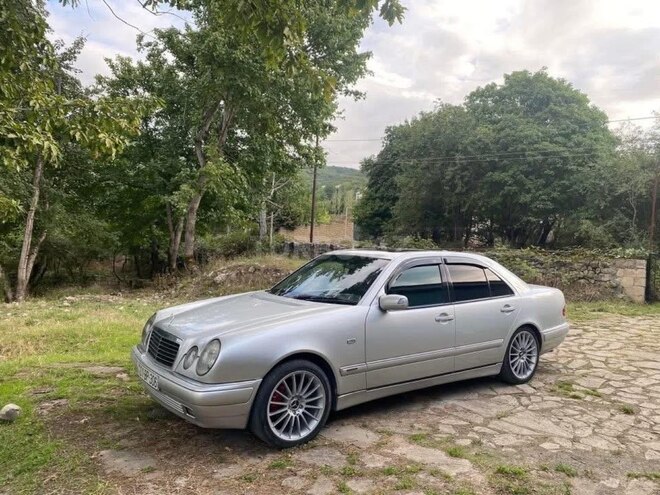 Mercedes E 320 1998, 320,000 km - 3.2 л - Bakı