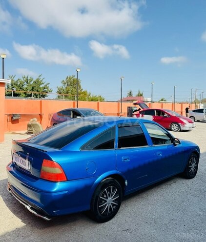 Opel Vectra 1997, 296,385 km - 2.0 l - Bakı