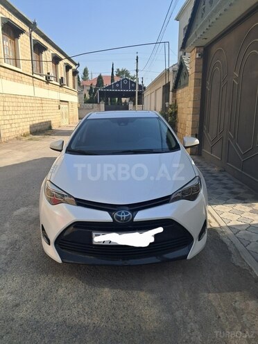 Toyota Corolla 2017, 175,000 km - 1.8 l - Bərdə