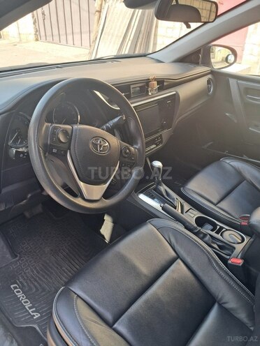 Toyota Corolla 2017, 175,000 km - 1.8 l - Bərdə
