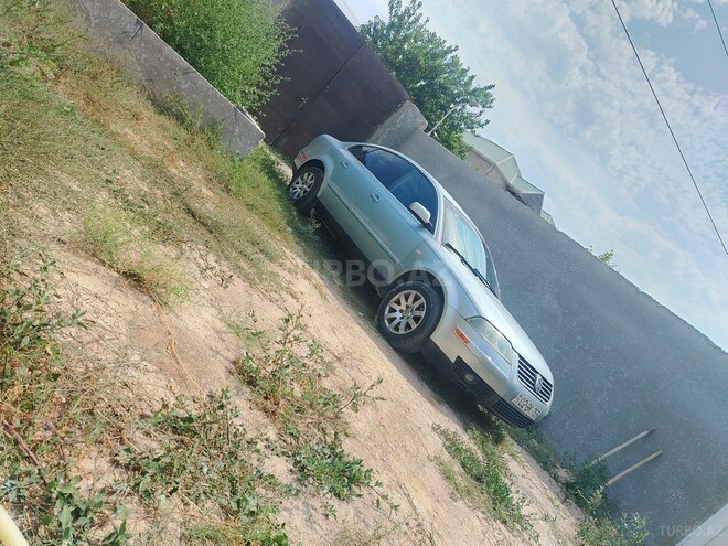 Volkswagen Passat 2002, 270,000 km - 1.8 л - Bakı