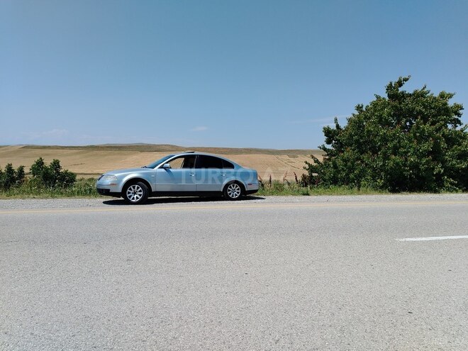 Volkswagen Passat 2002, 270,000 km - 1.8 л - Bakı
