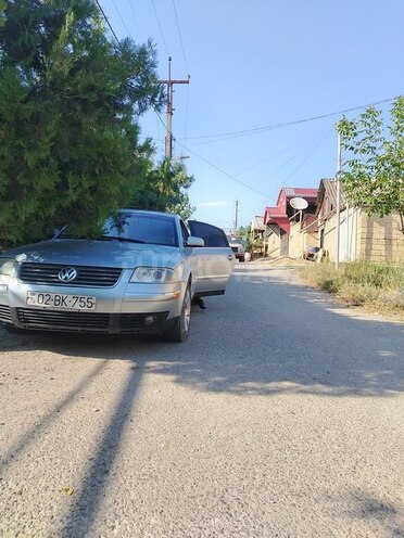 Volkswagen Passat 2002, 270,000 km - 1.8 л - Bakı