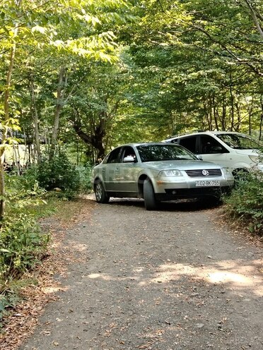 Volkswagen Passat 2002, 270,000 km - 1.8 л - Bakı