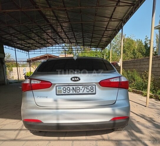 Kia Forte 2013, 199,853 km - 1.8 l - Salyan