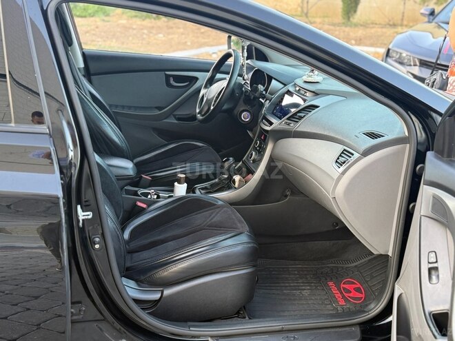 Hyundai Elantra 2015, 191,512 km - 1.8 l - Bakı