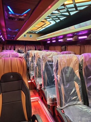 Mercedes Sprinter 516 2015, 255,000 km - 2.7 l - Sumqayıt