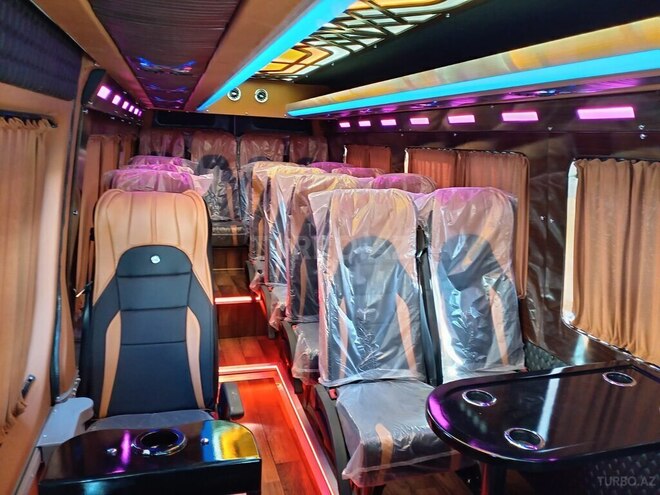 Mercedes Sprinter 516 2015, 255,000 km - 2.7 l - Sumqayıt