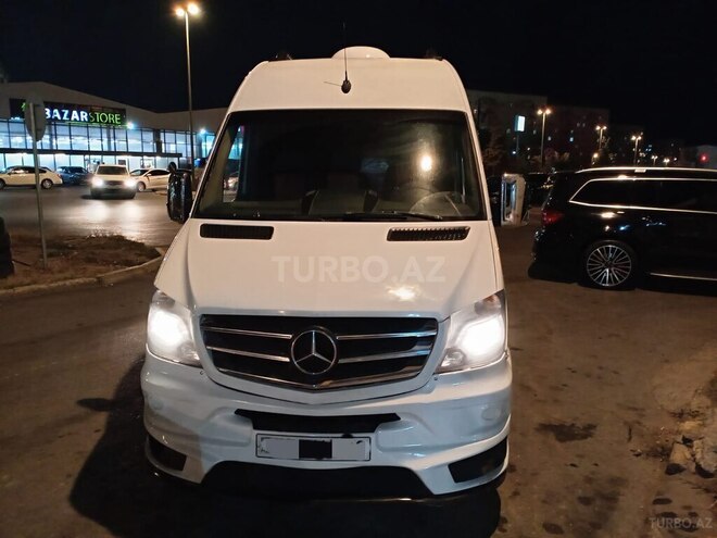 Mercedes Sprinter 516 2015, 255,000 km - 2.7 l - Sumqayıt
