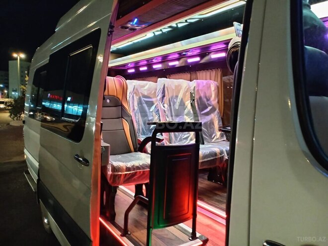 Mercedes Sprinter 516 2015, 255,000 km - 2.7 l - Sumqayıt
