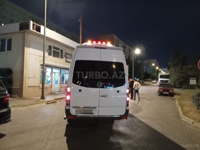 Mercedes Sprinter 516 2015, 255,000 km - 2.7 l - Sumqayıt