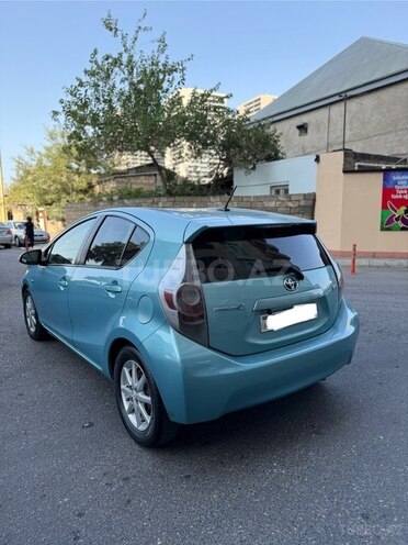 Toyota Prius C 2012, 231,746 km - 1.5 l - Bakı