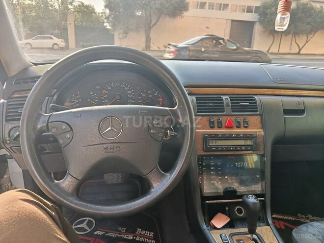 Mercedes E 220 1999, 380,000 km - 2.2 l - Bakı